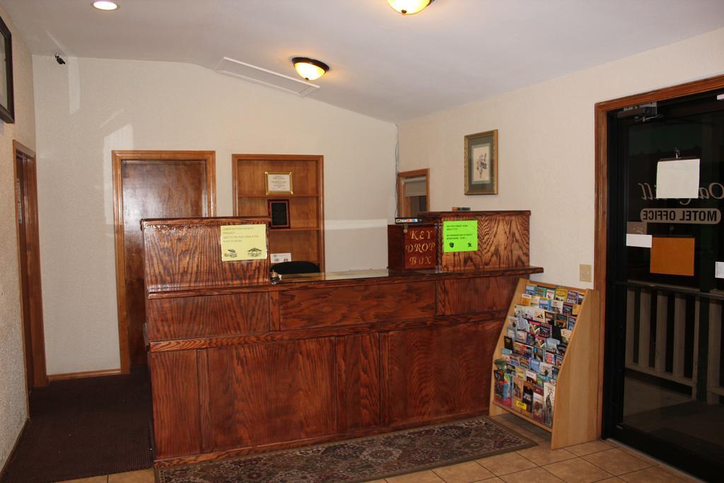 Oak Hill Inn And Suites Tahlequah Luaran gambar