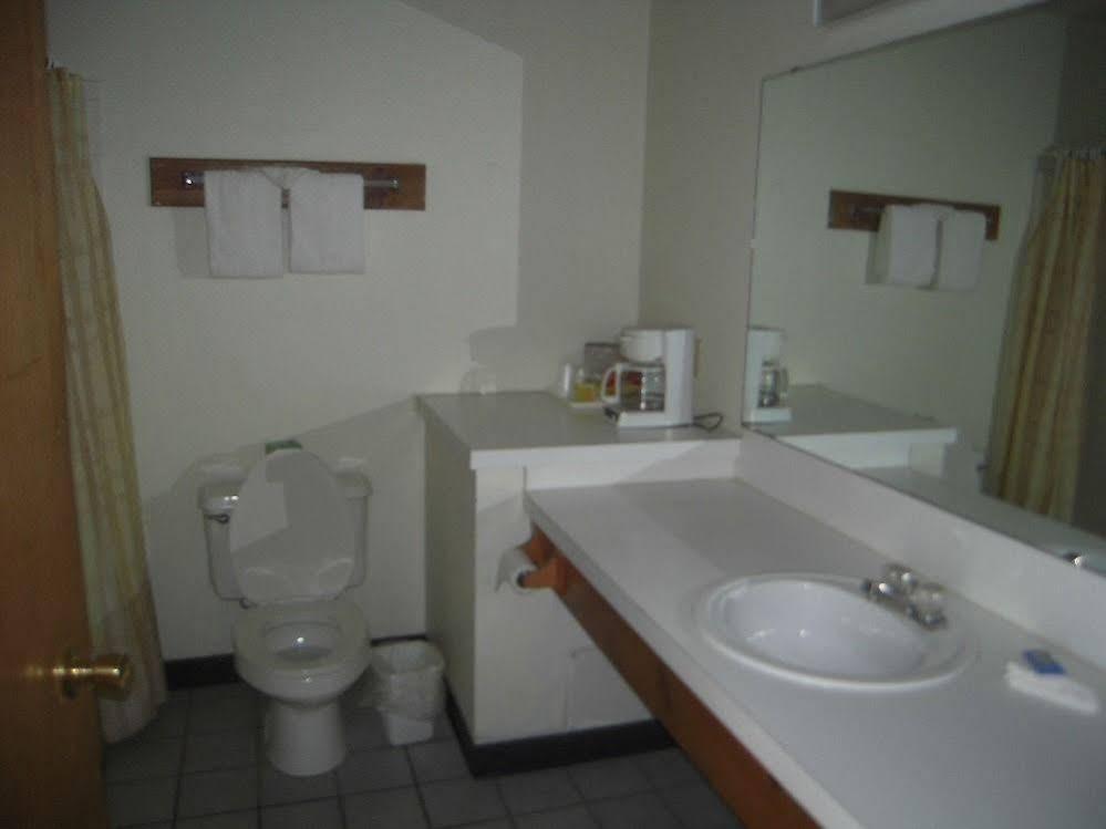 Oak Hill Inn And Suites Tahlequah Luaran gambar