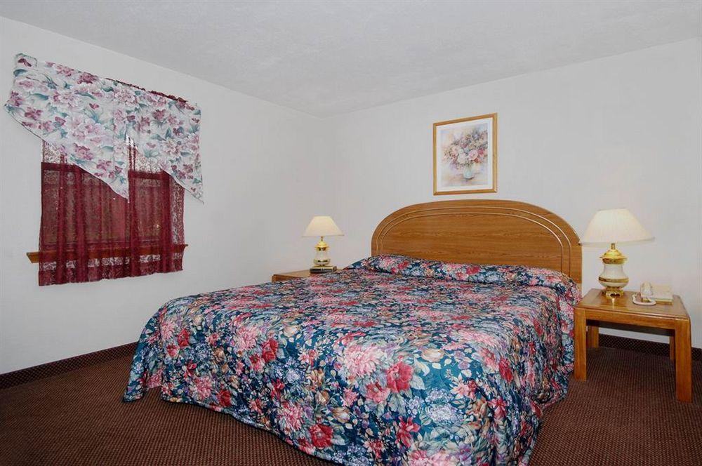 Oak Hill Inn And Suites Tahlequah Luaran gambar