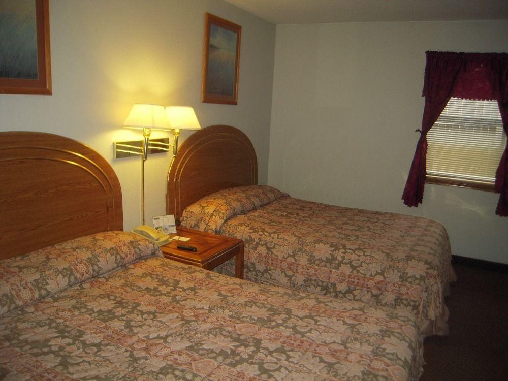 Oak Hill Inn And Suites Tahlequah Luaran gambar