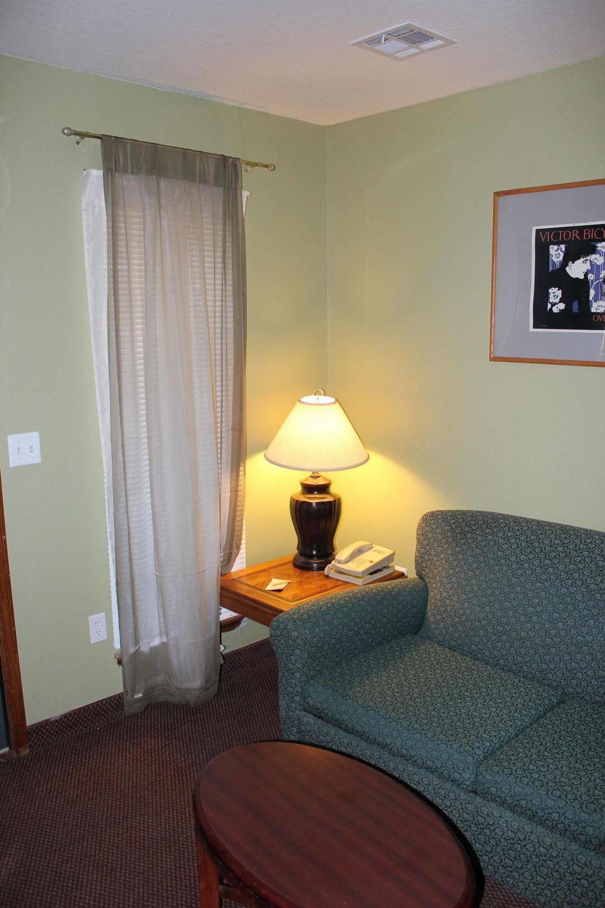 Oak Hill Inn And Suites Tahlequah Luaran gambar