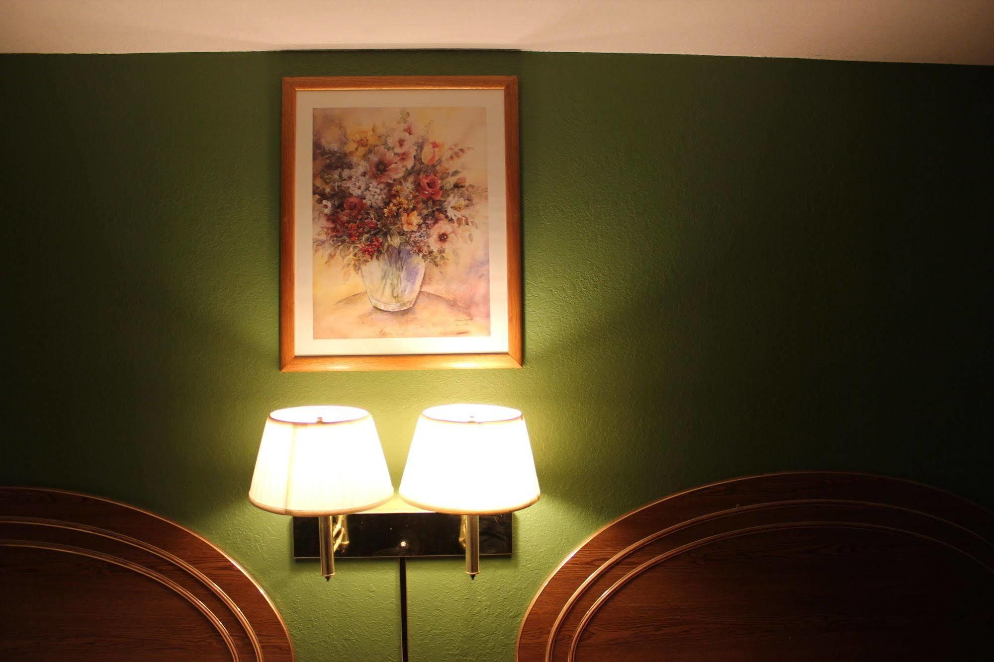 Oak Hill Inn And Suites Tahlequah Luaran gambar