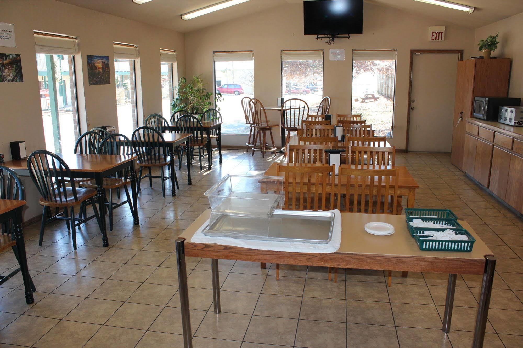 Oak Hill Inn And Suites Tahlequah Luaran gambar